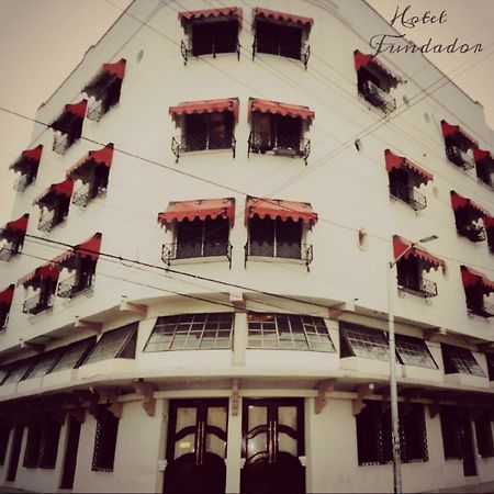 Fundador Hotel Monterrey Exterior photo